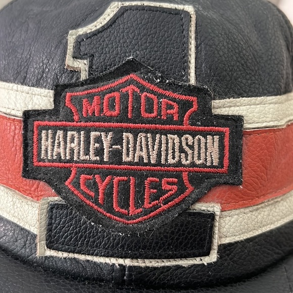 AUTHENTIC-VINTAGE 💯 LEATHER HARLIE-DAVIDSON HAT AND WALLET - Picture 2 of 11